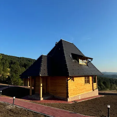 Gorske - Ljubav, Vera I Nada Apartamento