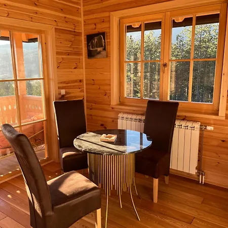 Gorske - Ljubav, Vera I Nada Apartamento