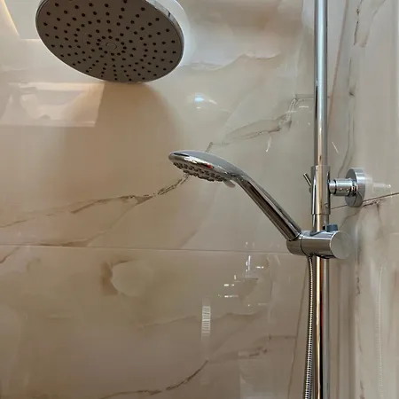 Gorske - Ljubav, Vera I Nada Apartamento